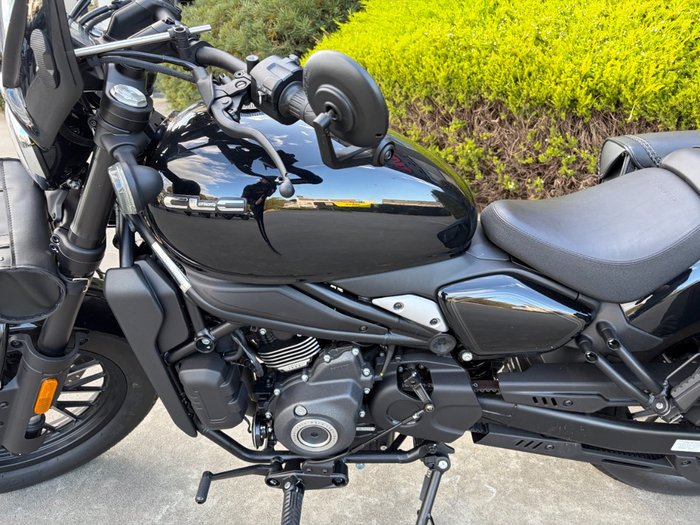 2025 CFMOTO 2025 Cf Moto 450CC 450 CL-C BOBBER Black