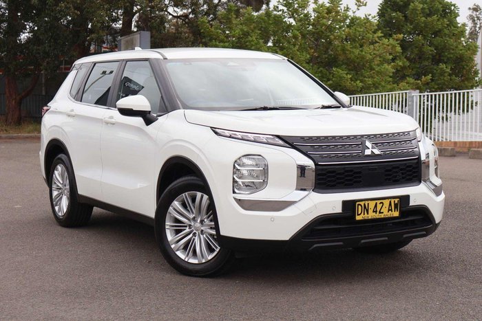 2024 Mitsubishi Outlander