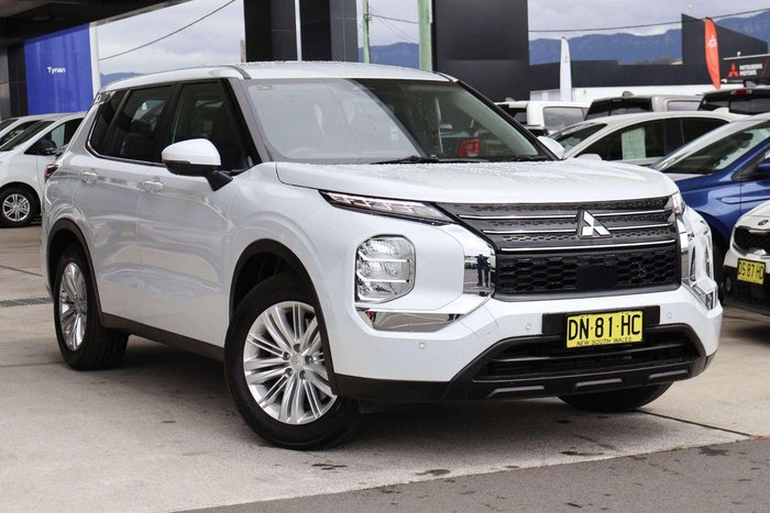 2024 Mitsubishi Outlander