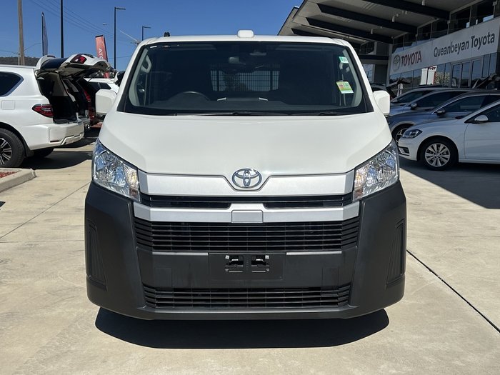 2023 Toyota Hiace