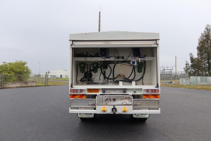 2014 Isuzu F Series FSS 550