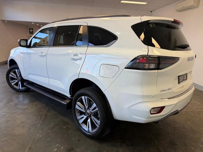 2024 Isuzu MU-X LS-T