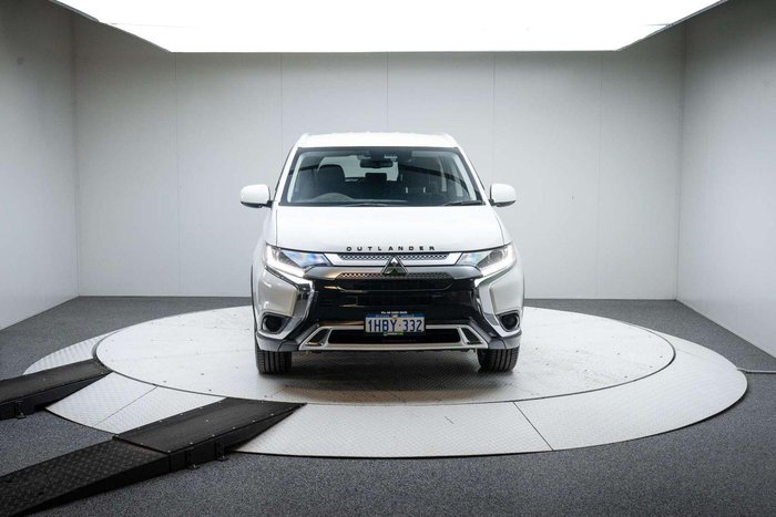 2020 Mitsubishi Outlander ES