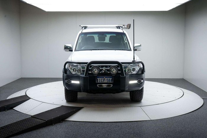 2018 Mitsubishi Pajero