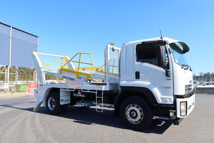 2016 Isuzu F Series
