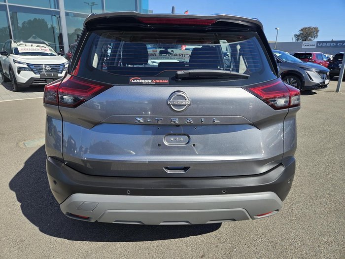 2022 Nissan X-TRAIL ST