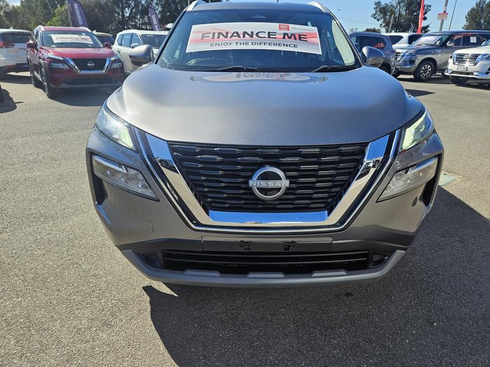 2022 Nissan X-TRAIL ST