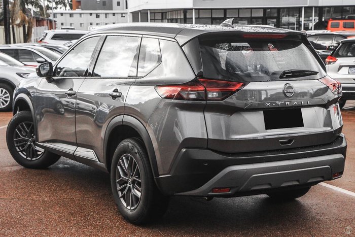 2022 Nissan X-TRAIL ST