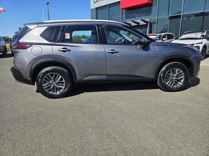 2022 Nissan X-TRAIL ST