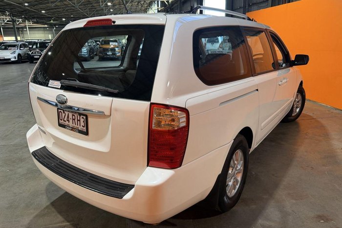 2013 Kia Grand Carnival