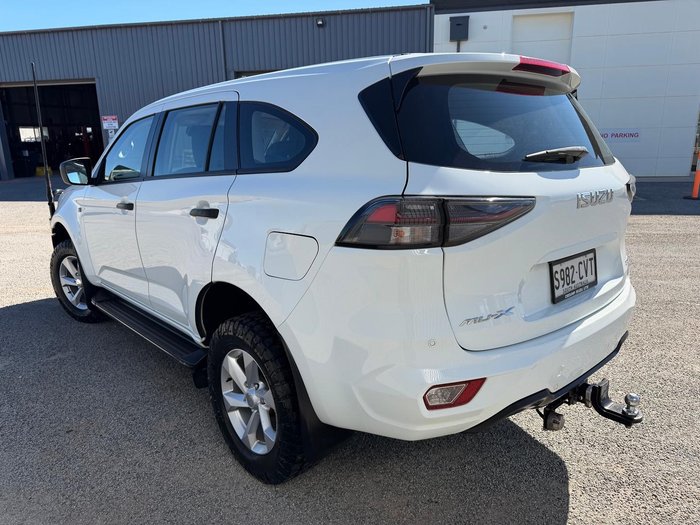 2023 Isuzu MU-X