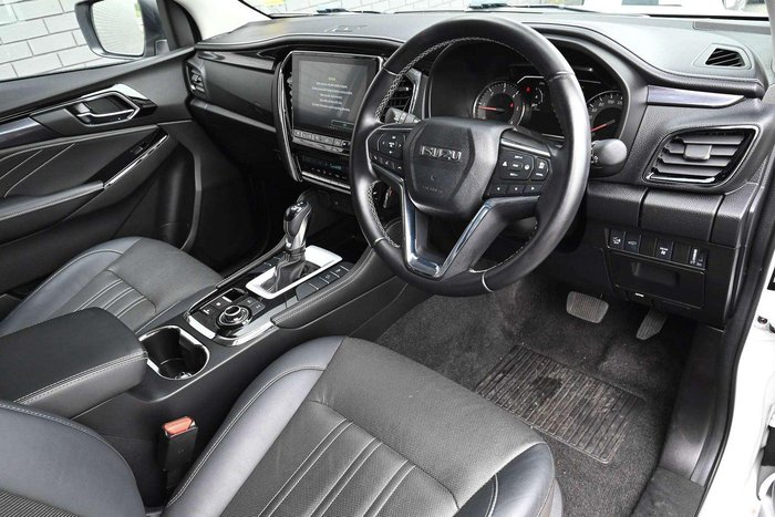 2024 Isuzu MU-X LS-T
