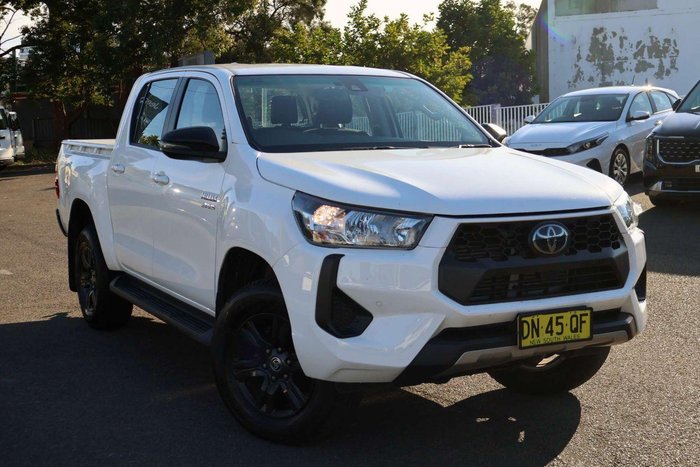 2025 Toyota Hilux