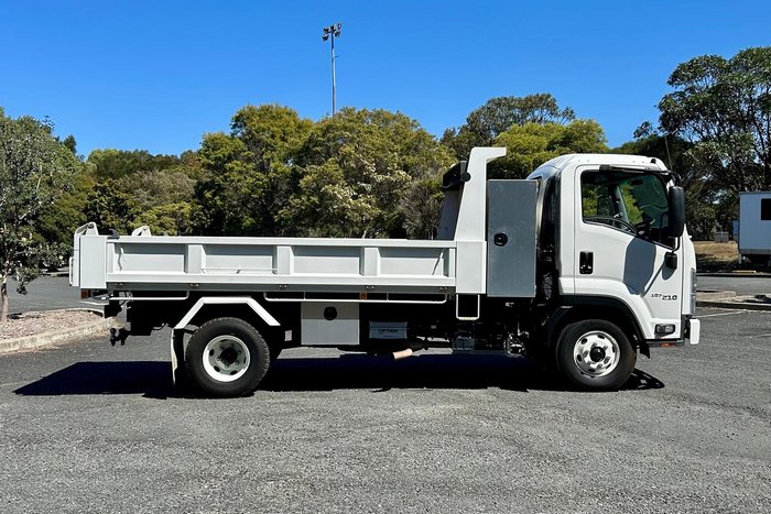 2022 Isuzu F Series FRR107-210 Tipper