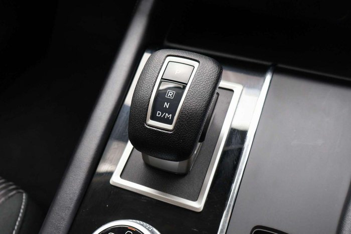 2025 Mitsubishi Outlander ES
