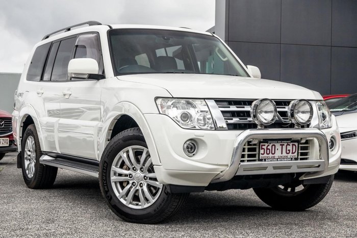 2013 Mitsubishi Pajero