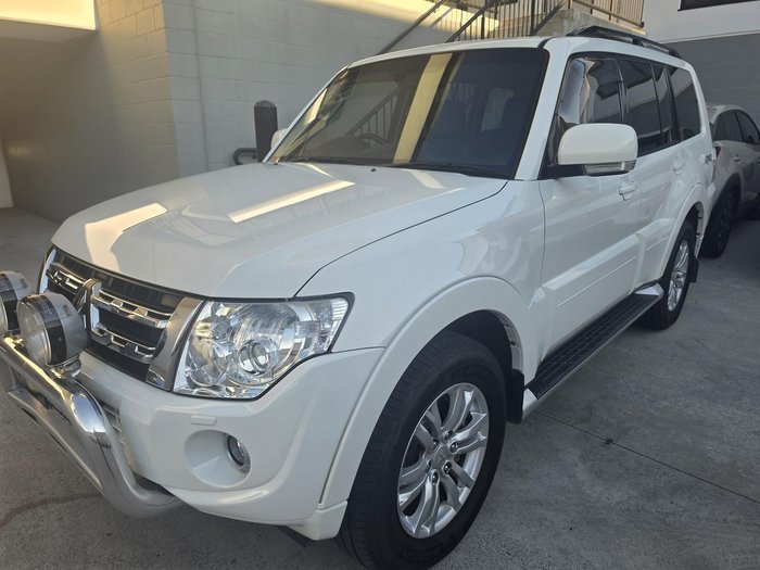 2013 Mitsubishi Pajero