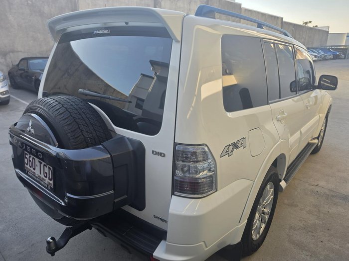 2013 Mitsubishi Pajero