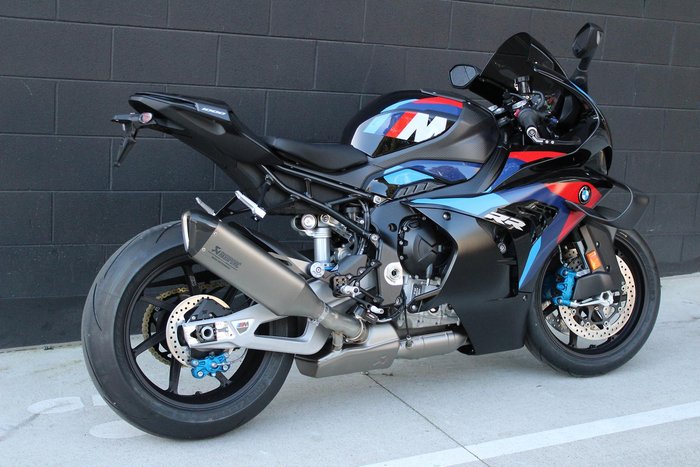 2025 BMW