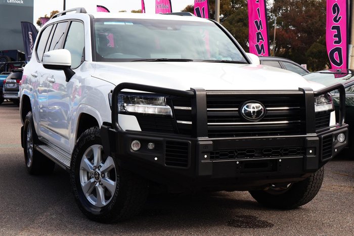 2024 Toyota Landcruiser GXL