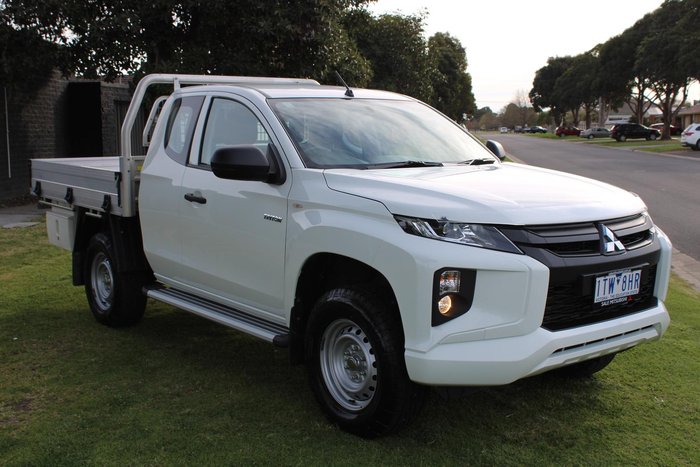 2021 Mitsubishi Triton GLX