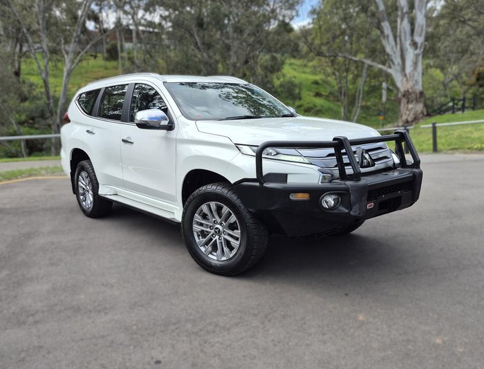 2022 Mitsubishi Pajero Sport GLX