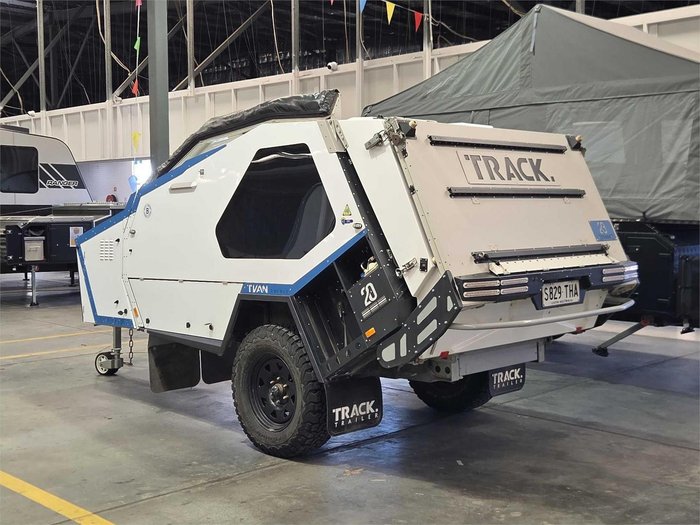2020 Track Trailer Tvan