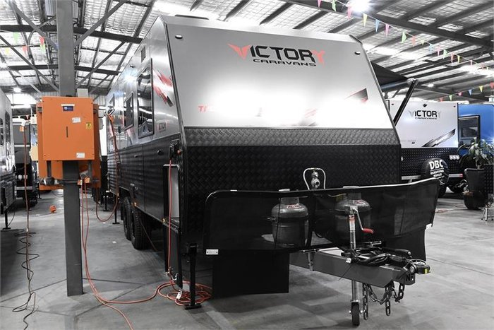 2025 VICTORY CARAVANS Trophy 22 Family