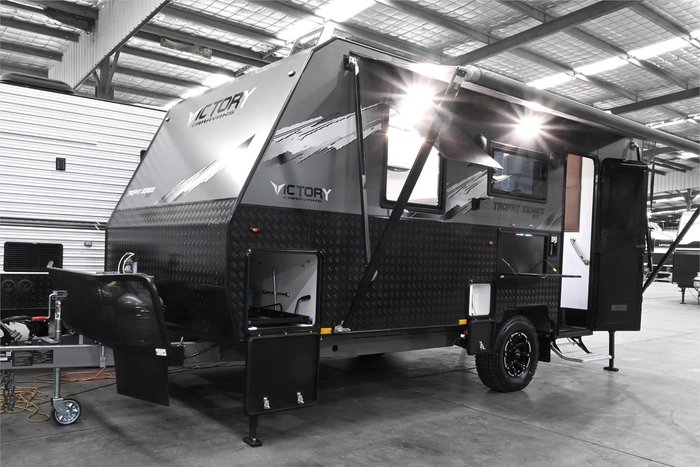 2025 VICTORY CARAVANS Trophy 176