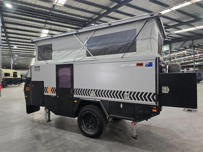 2018 Lifestyle Campers Reconn