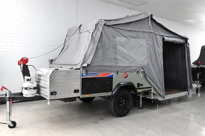 2025 Cub Weekender