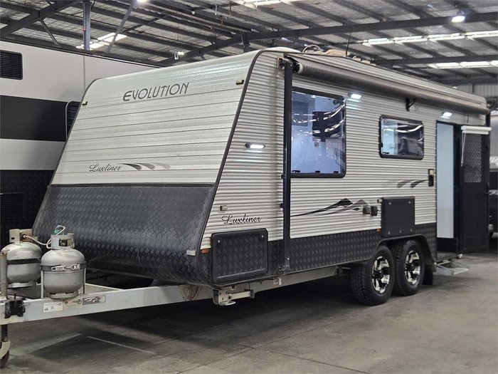 2018 Evolution Caravans Luxliner