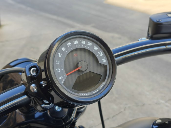 2026 HARLEY-DAVIDSON BREAKOUT 117 (FXBR) ROAD BLACK DENIM