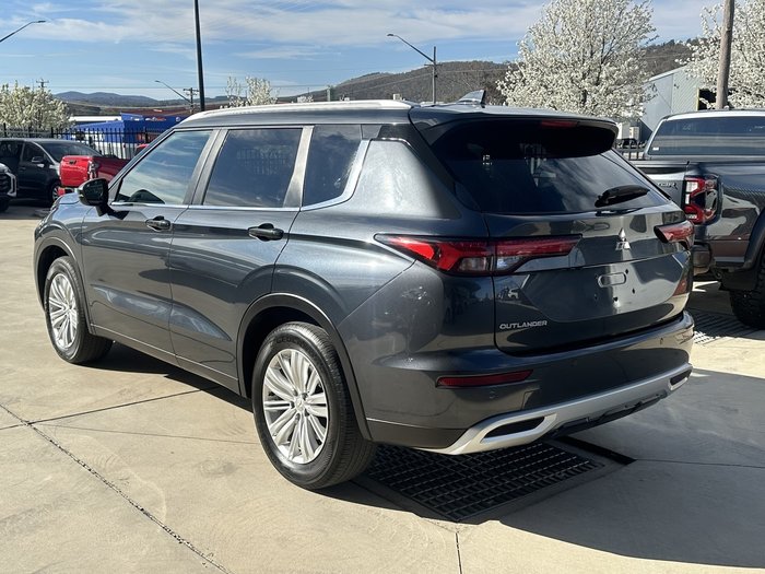 2024 Mitsubishi Outlander