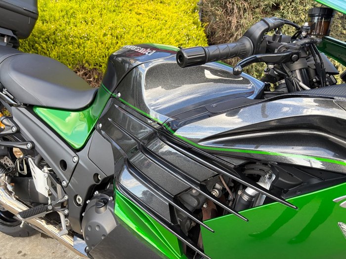 2018 Kawasaki NINJA ZX-14R (BREMBO OHLINS) Green