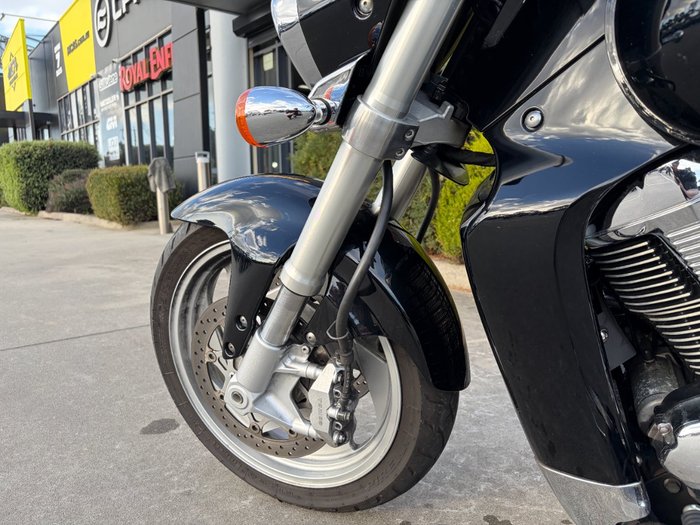 2006 Suzuki VZR 1800 BOULEVARD (M109R) Black