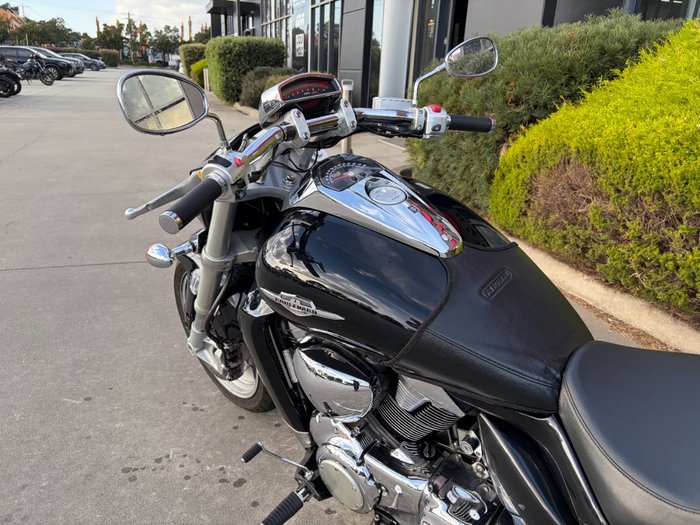 2006 Suzuki VZR 1800 BOULEVARD (M109R) Black