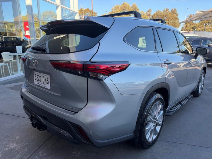 2022 Toyota Kluger Grande