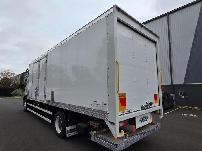 2025 Isuzu Fvr170-300 Auto Lwb (My25) 12 Pallet Auto Van And Lift