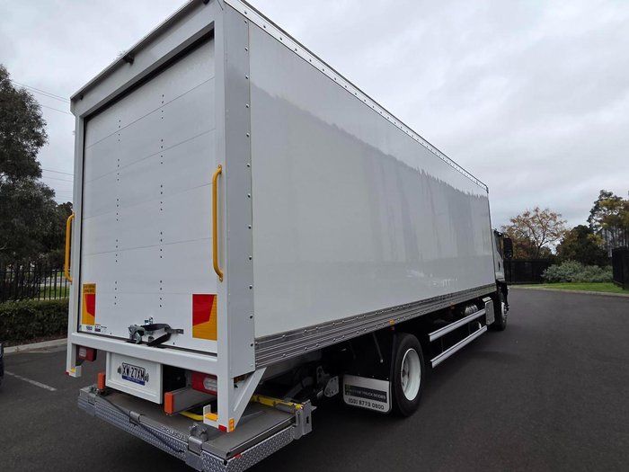 2025 Isuzu Fvr170-300 Auto Lwb (My25) 12 Pallet Auto Van And Lift
