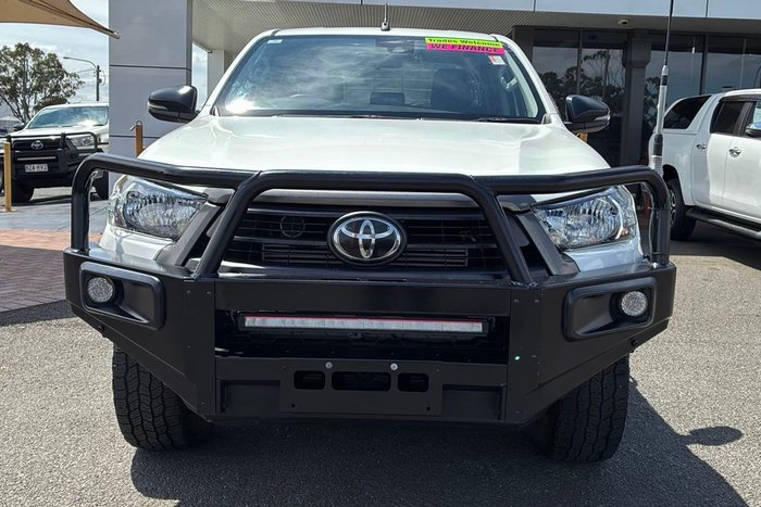 2021 Toyota Hilux SR