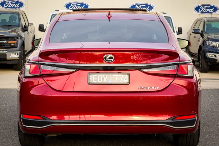 2023 Lexus ES ES300h F Sport