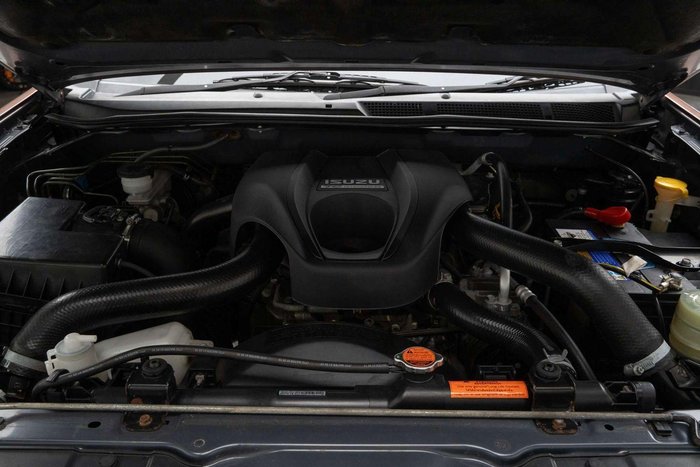 2015 Isuzu MU-X LS-T