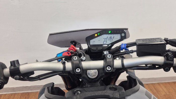 2017 Yamaha MT-09A GREY