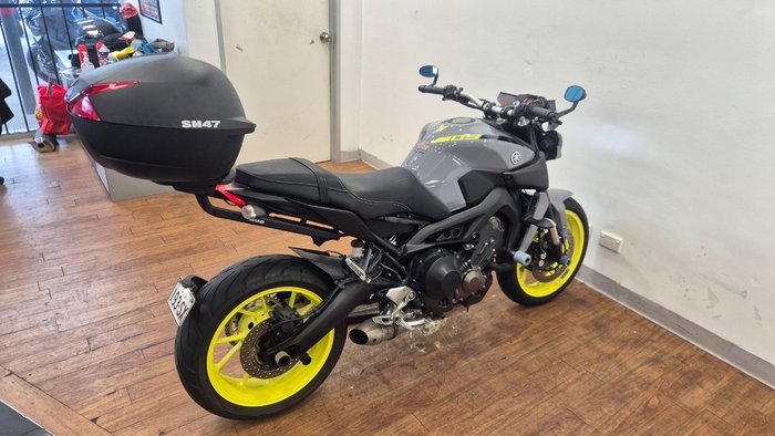 2017 Yamaha MT-09A GREY