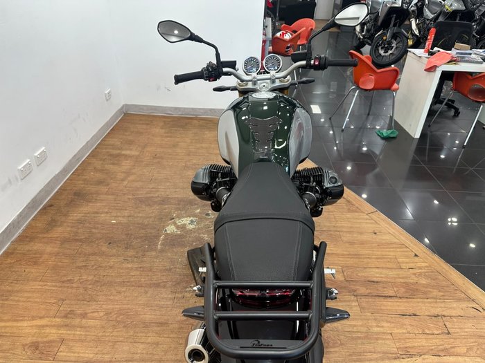 2025 BMW Motorrad R 12 nineT GREEN