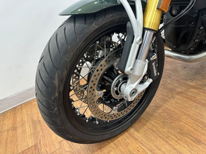2025 BMW Motorrad R 12 nineT GREEN