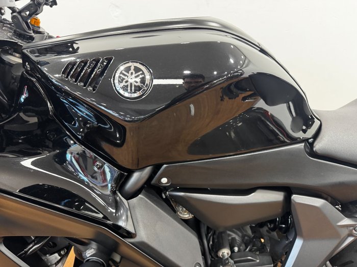 2025 Yamaha YZF-R7LA Black