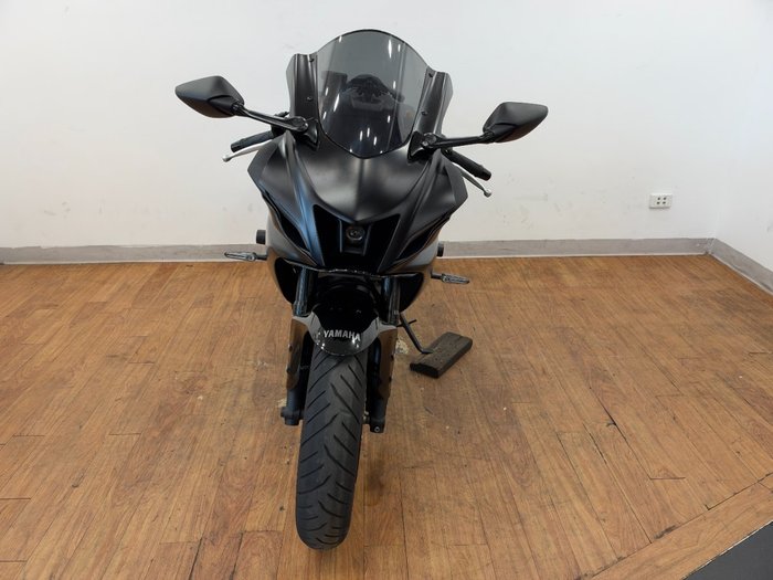 2025 Yamaha YZF-R7LA Black