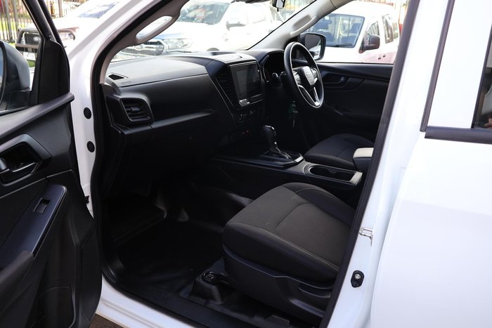 2021 Isuzu D-MAX 12